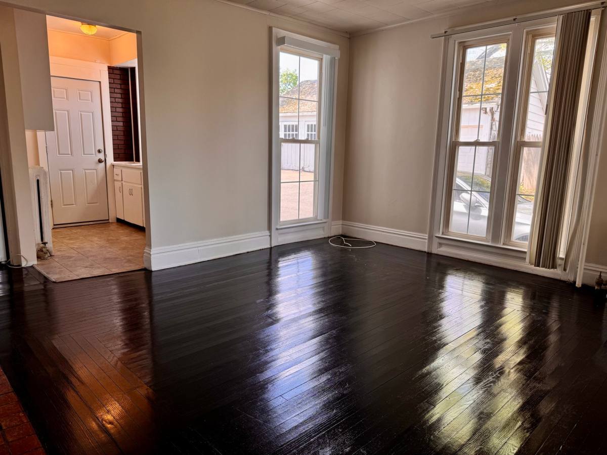 Apartment for rent at 462 Middle Turnpike E #1A, Manchester, CT 06040