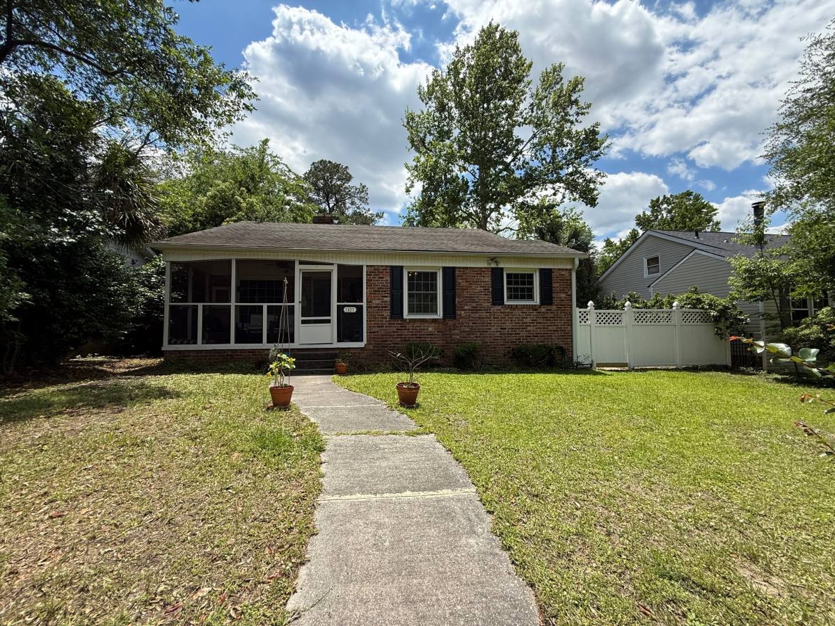 House for rent at 1427 E 48th St, Savannah, GA 31404