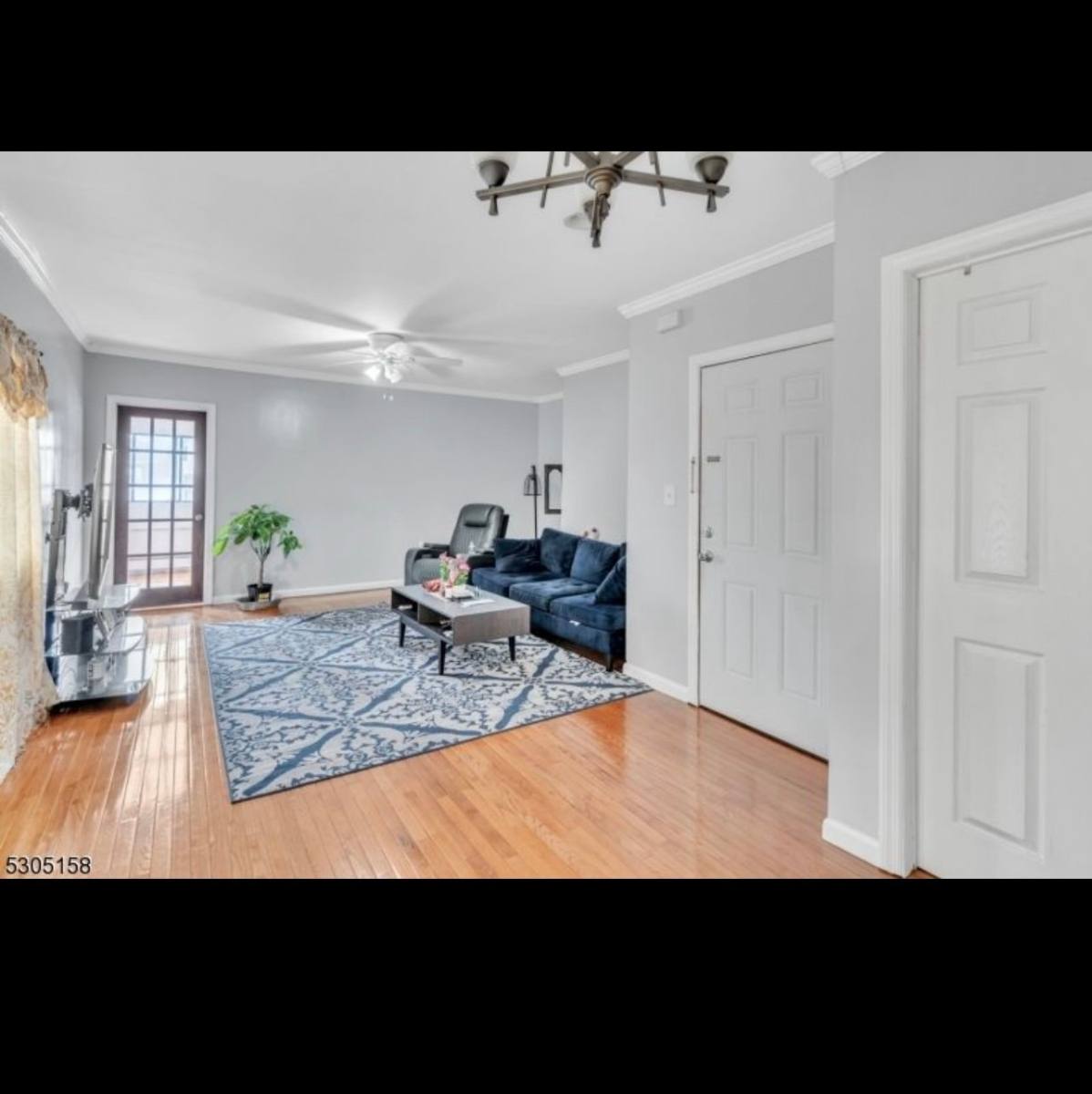 Apartment for rent at 54 Pamrapo Ave #2, Jersey City, NJ 07305