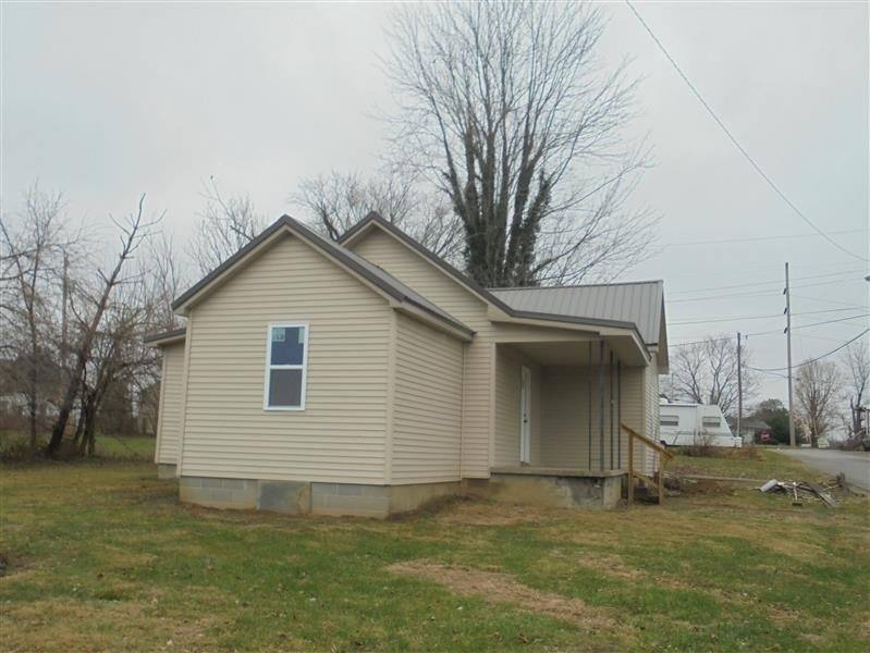House for rent at 30 Kelly Dr, Austin, IN 47102