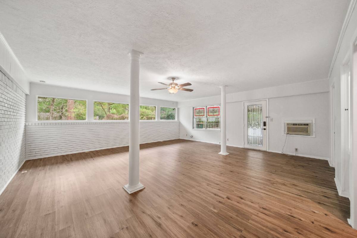 Apartment for rent at 2019 N Thompson St #A, Conroe, TX 77301