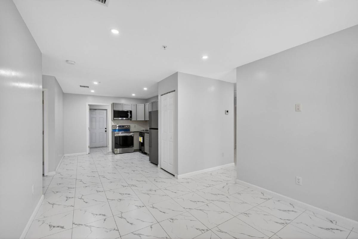 Apartment for rent at 3255 Ave J #1, West Palm Beach, FL 33404