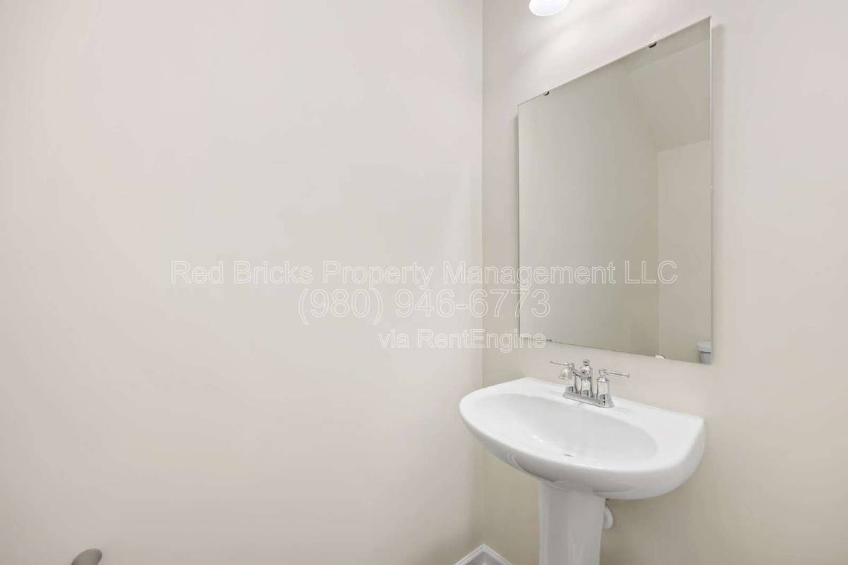 Townhouse for rent at 3576 Nimbell Rd, Monroe, NC 28110