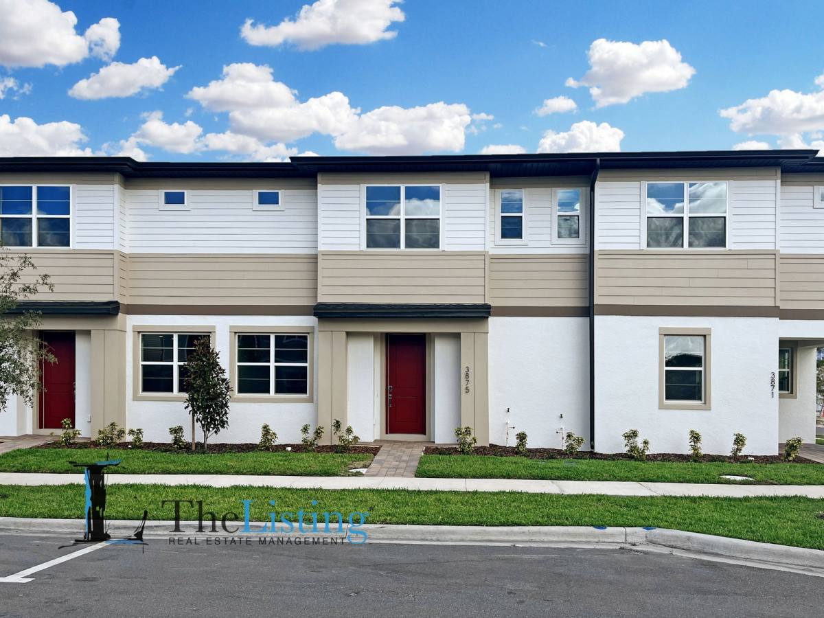 Townhouse for rent at 3875 Knotty Pine St, Saint Cloud, FL 34772
