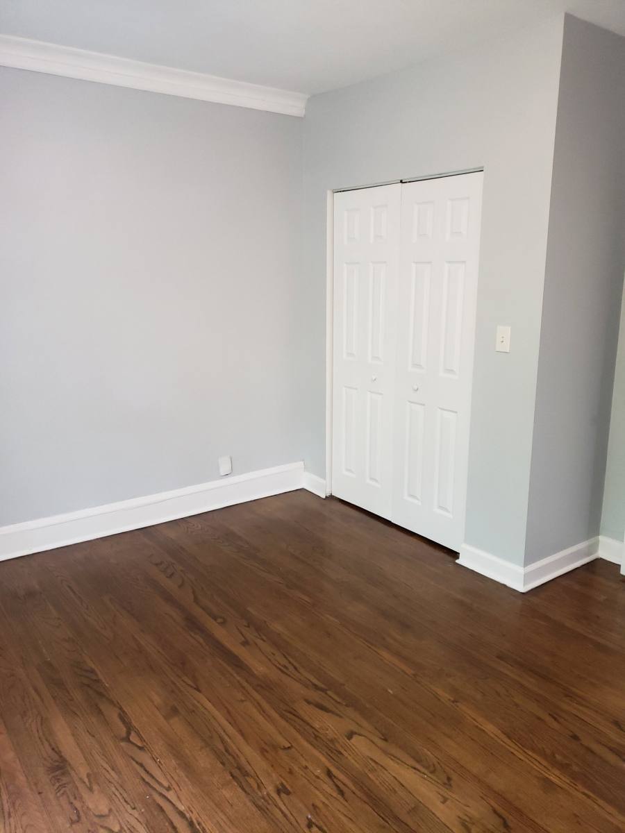 Apartment for rent at 3318 N Leclaire Ave #2S, Chicago, IL 60641