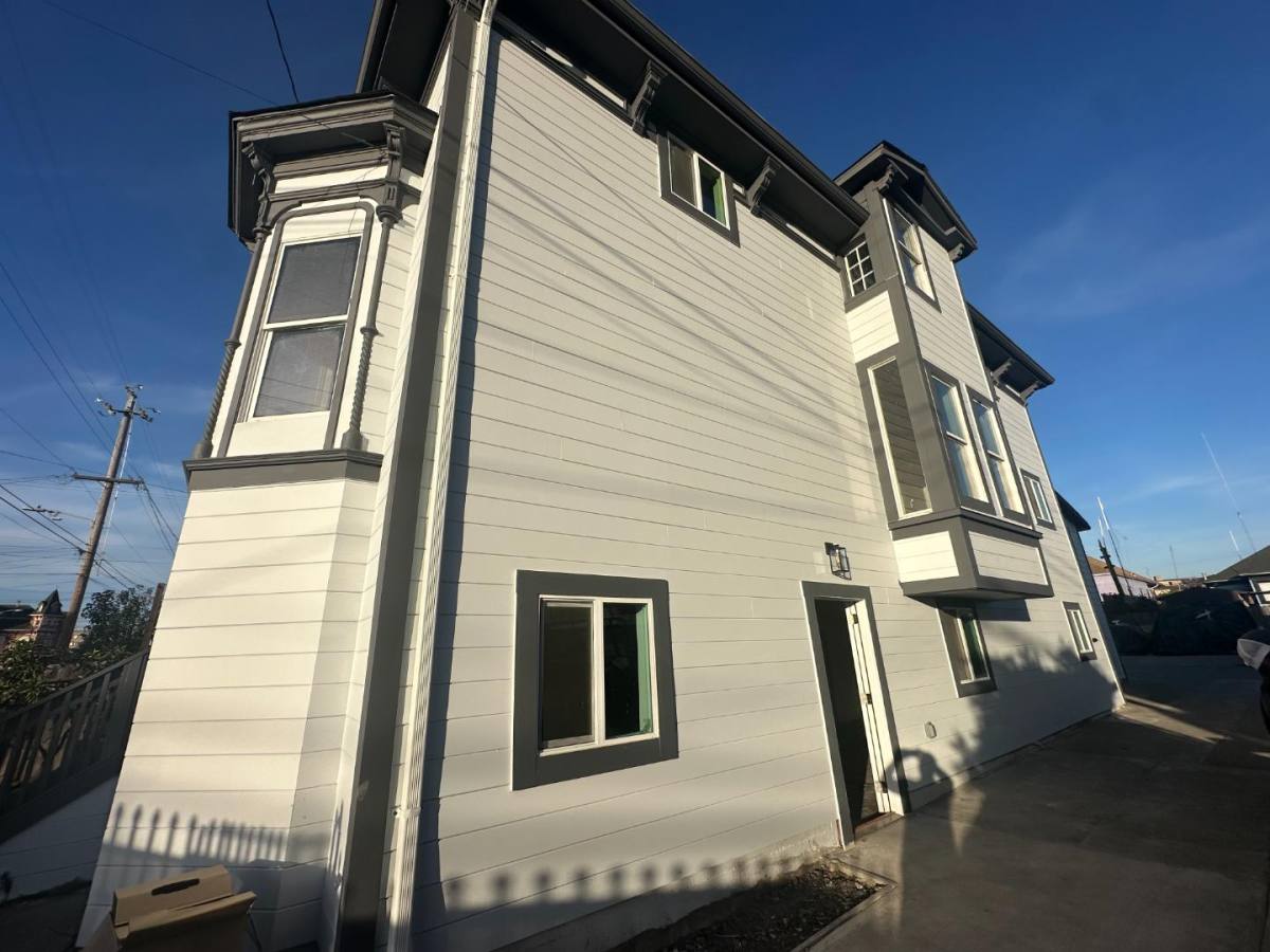 Apartment for rent at 3238 Adeline St #2, Emeryville, CA 94608