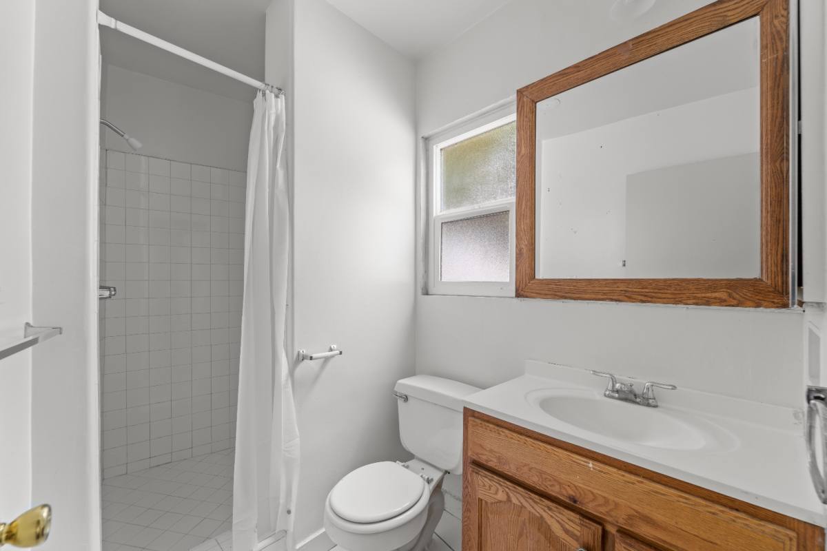 Apartment for rent at 691 Levering Ave #26, Los Angeles, CA 90024