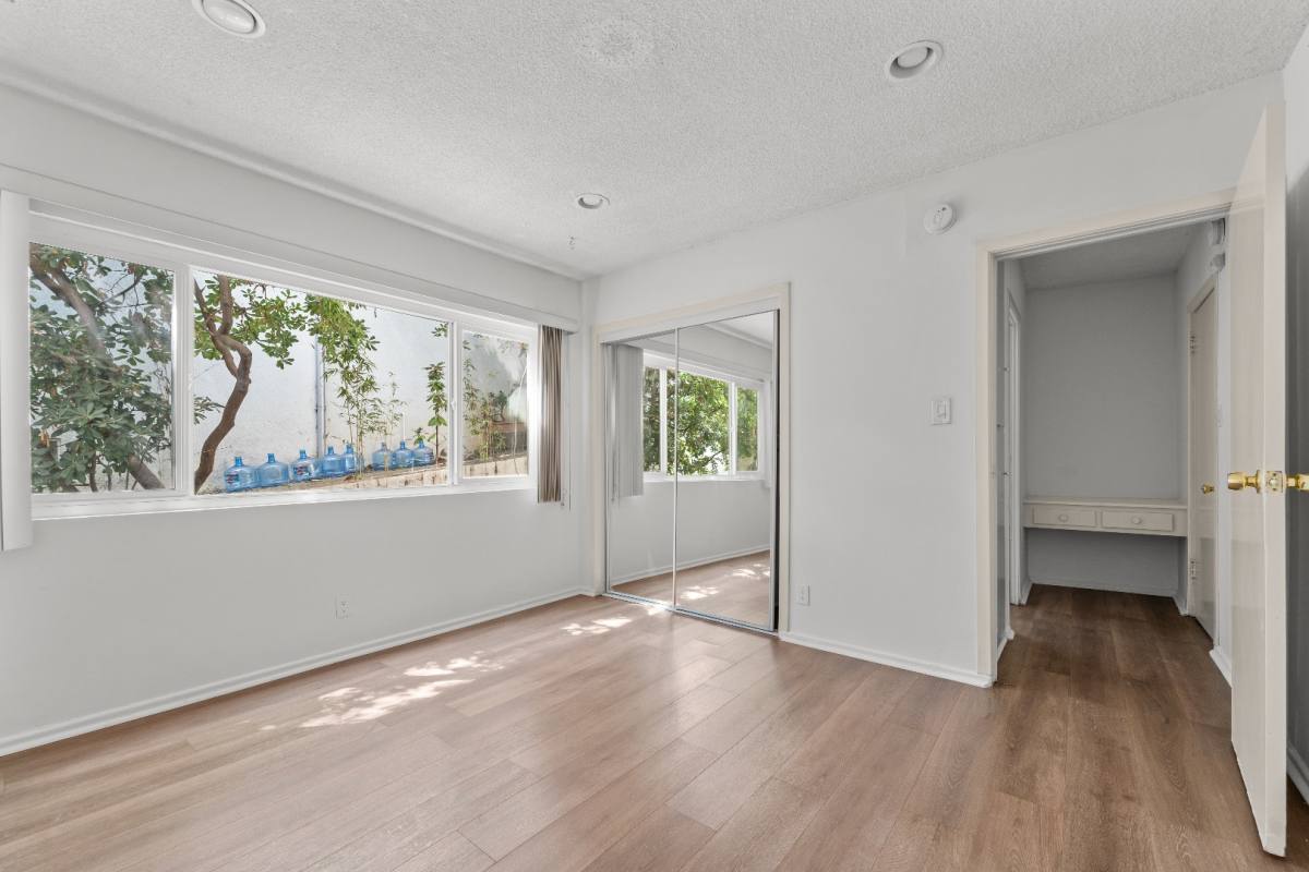 Apartment for rent at 691 Levering Ave #26, Los Angeles, CA 90024