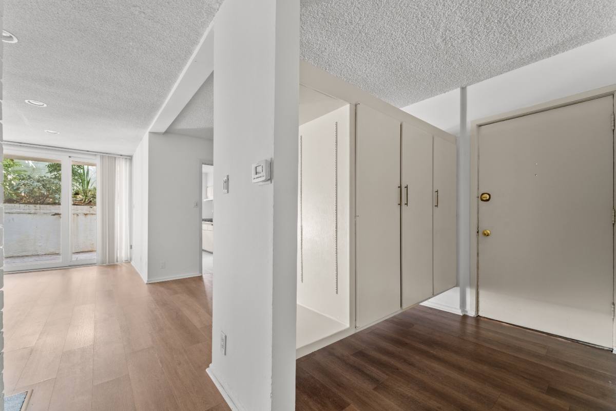 Apartment for rent at 691 Levering Ave #26, Los Angeles, CA 90024