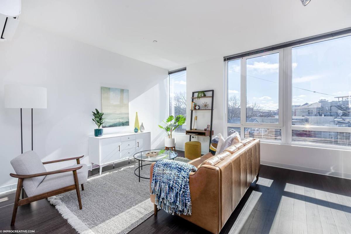 Apartment for rent at 1980 N Milwaukee Ave, Chicago, IL 60647