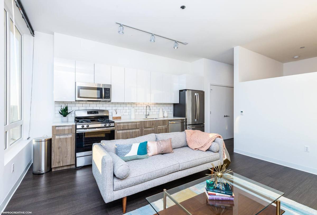Apartment for rent at 1980 N Milwaukee Ave, Chicago, IL 60647
