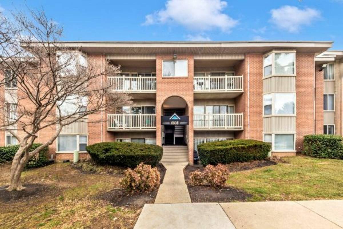 Apartment for rent at 13315 Edinburgh Lane, Laurel, MD 20708