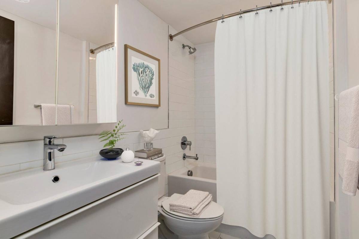 Apartment for rent at Summit at Wash Park, 90 S Logan St, Denver, CO 80209