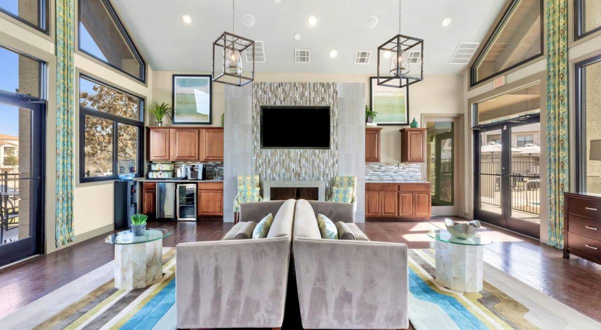 Apartment for rent at Carriage Homes on the Lake, 3232 N Garland Ave, Garland, TX 75040