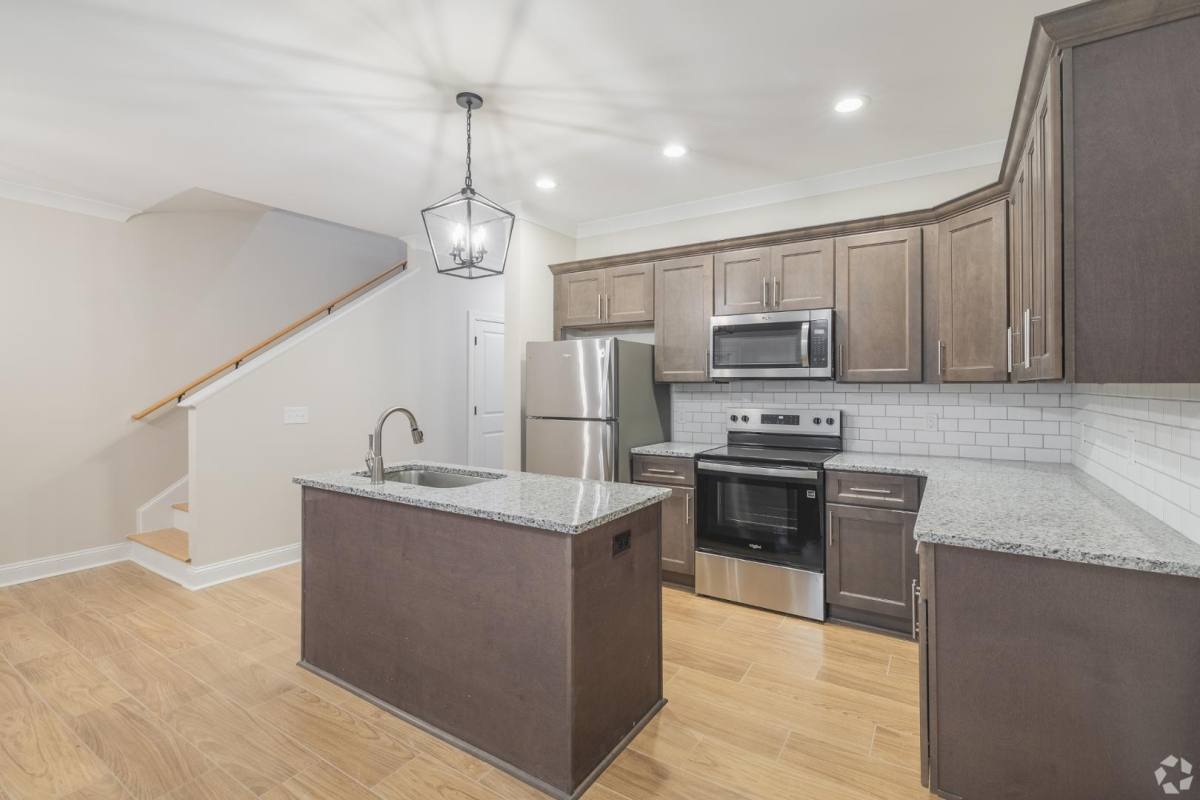 Townhouse for rent at 440 Wren Crest Lane, Florence, SC 29505