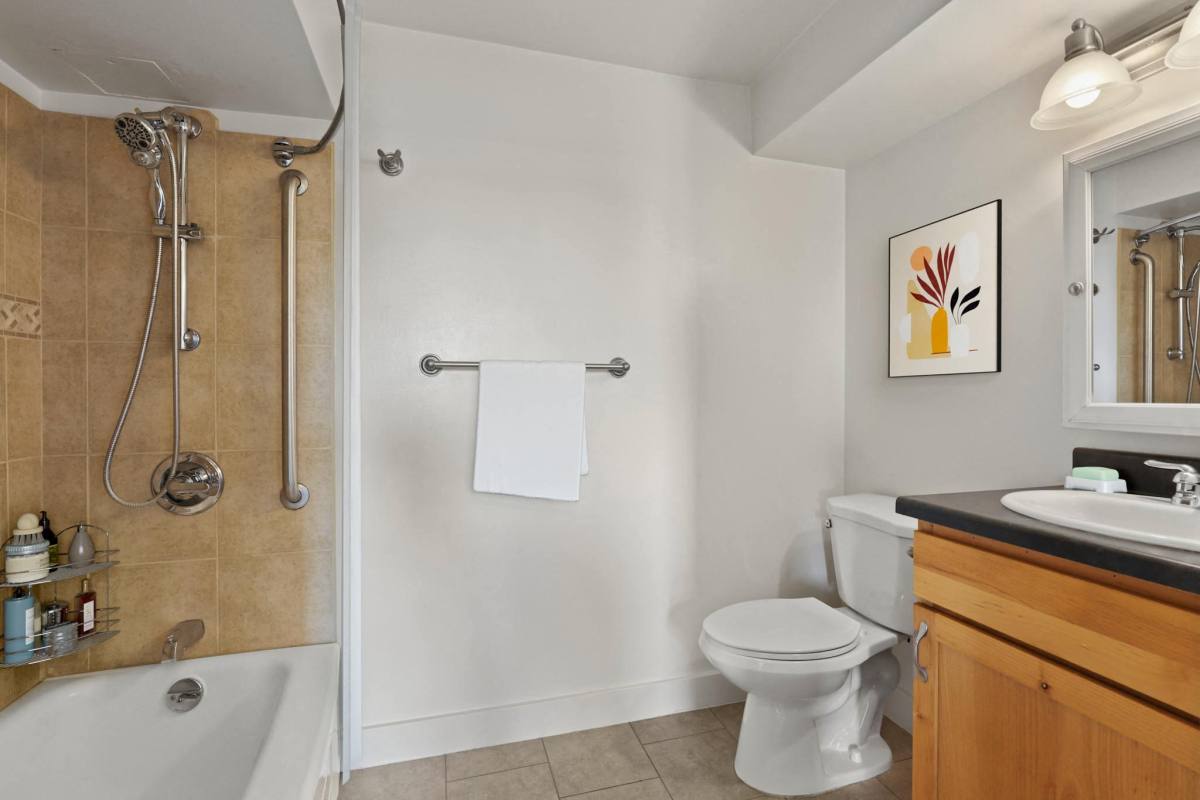 Apartment for rent at Vita Flats, 101 Grant St, Denver, CO 80203