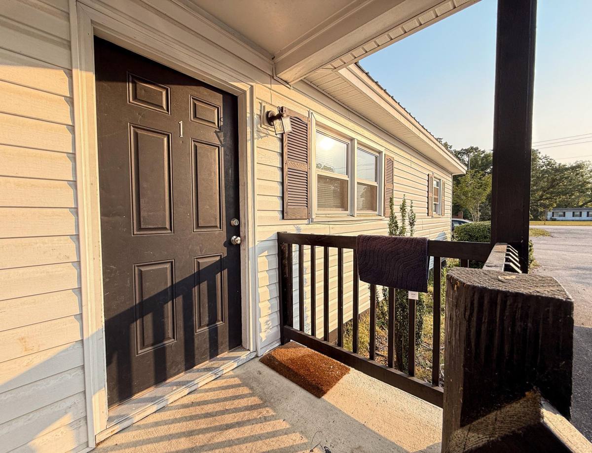 Apartment for rent at 1446 Francis Marion Rd, Florence, SC 29506