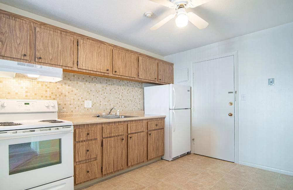 Apartment for rent at 859 Lakeview Ave #20, Lowell, MA 01850
