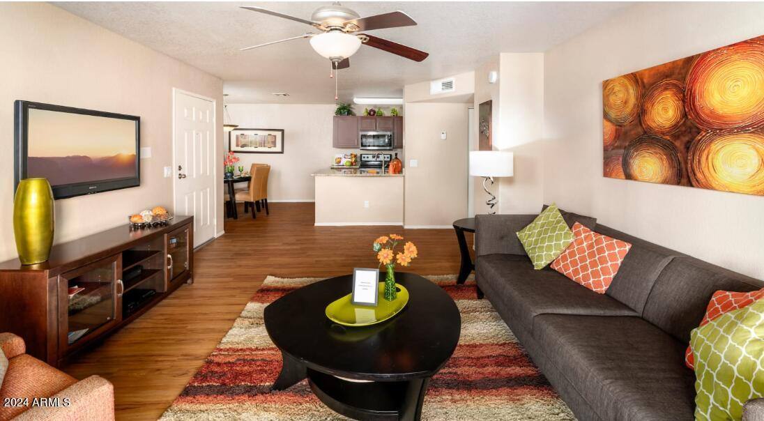 Apartment for rent at 13440 N 44th St, Phoenix, AZ 85032