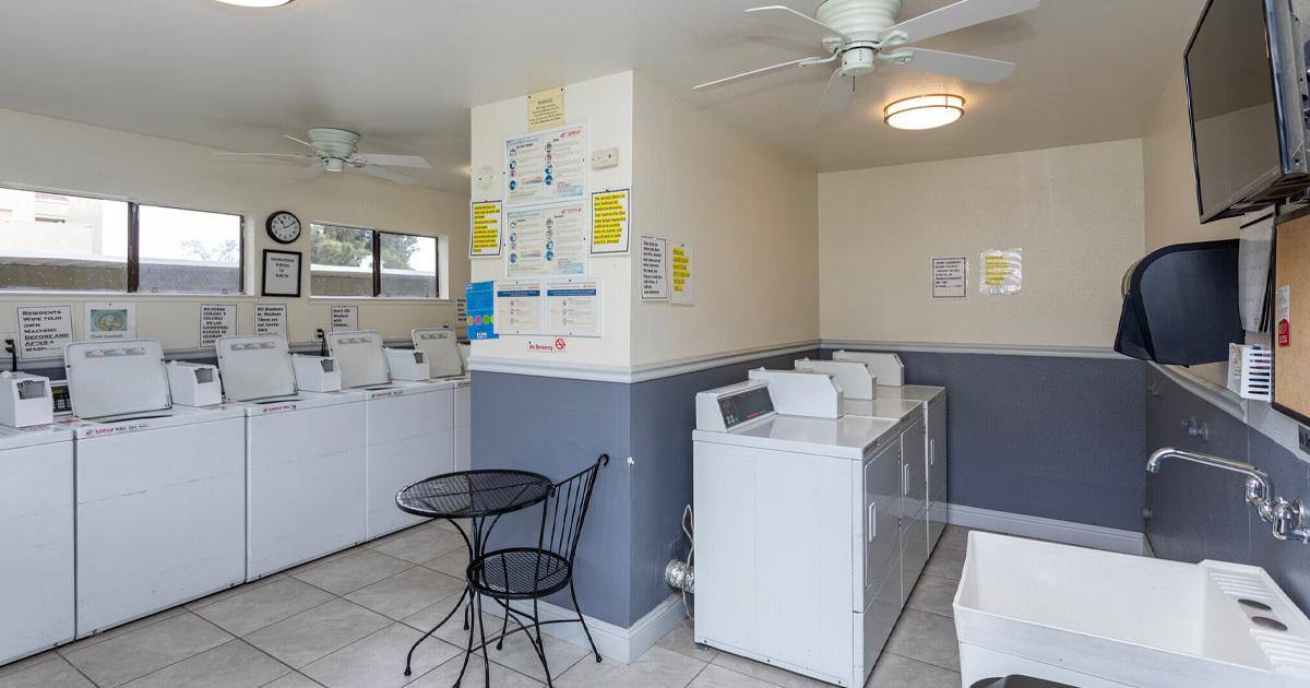 Apartment for rent at 3670 McCall Ave, Selma, CA 93662