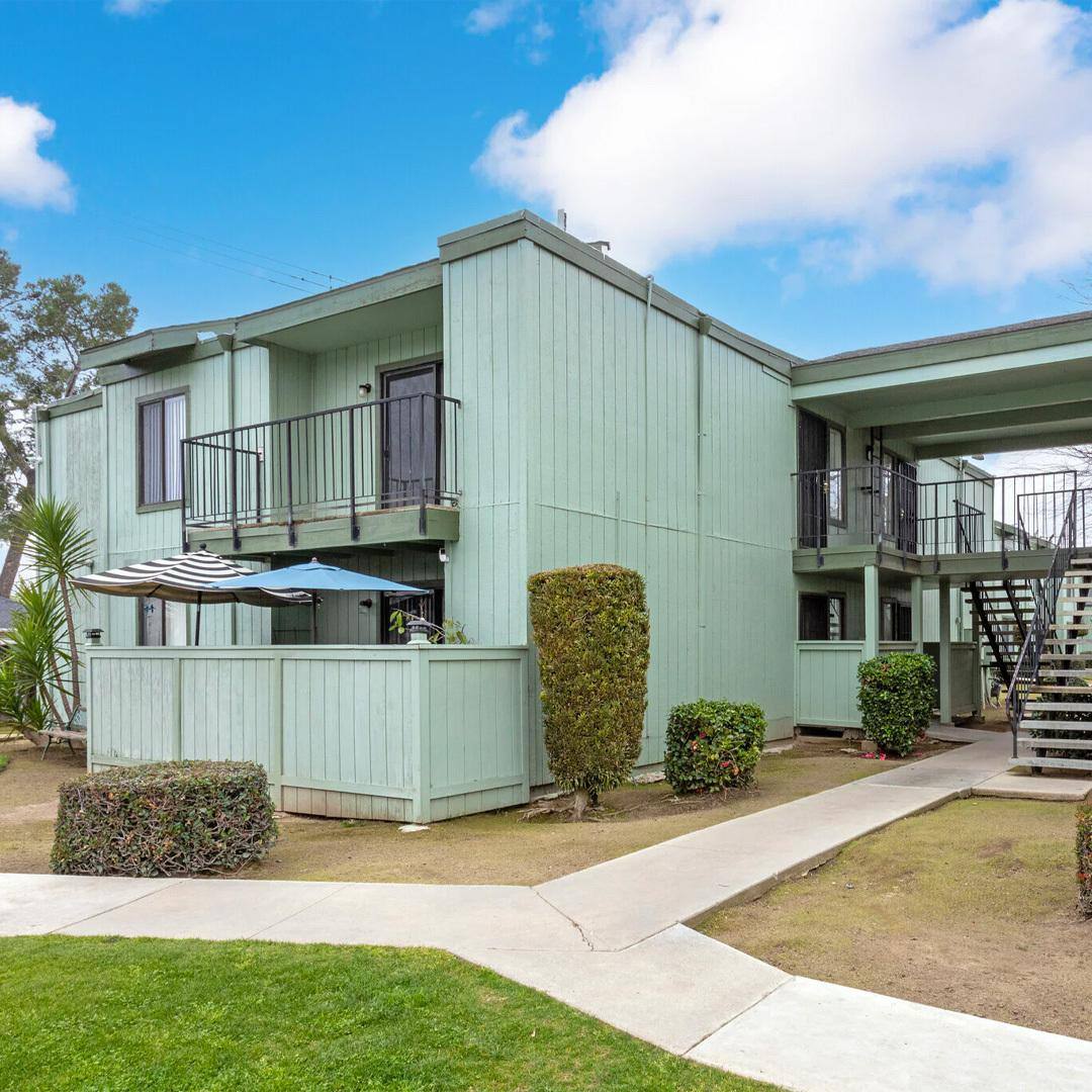 Apartment for rent at 3670 McCall Ave, Selma, CA 93662