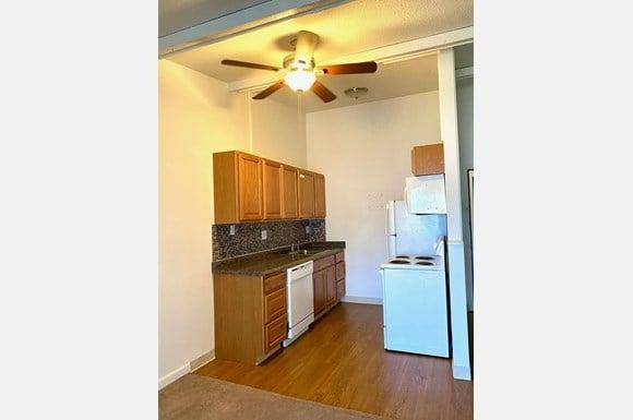 Apartment for rent at Applewood, 505 E Arvada St, Colorado Springs, CO 80905
