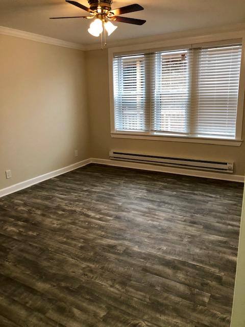 Apartment for rent at 839 W Cornelia Ave, Chicago, IL 60657