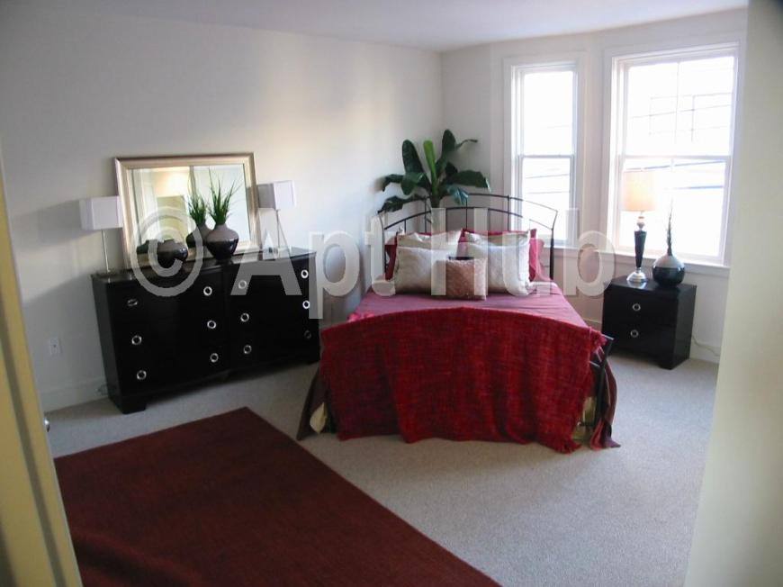 Townhouse for rent at 110 Second St #U1, Cambridge, MA 02141