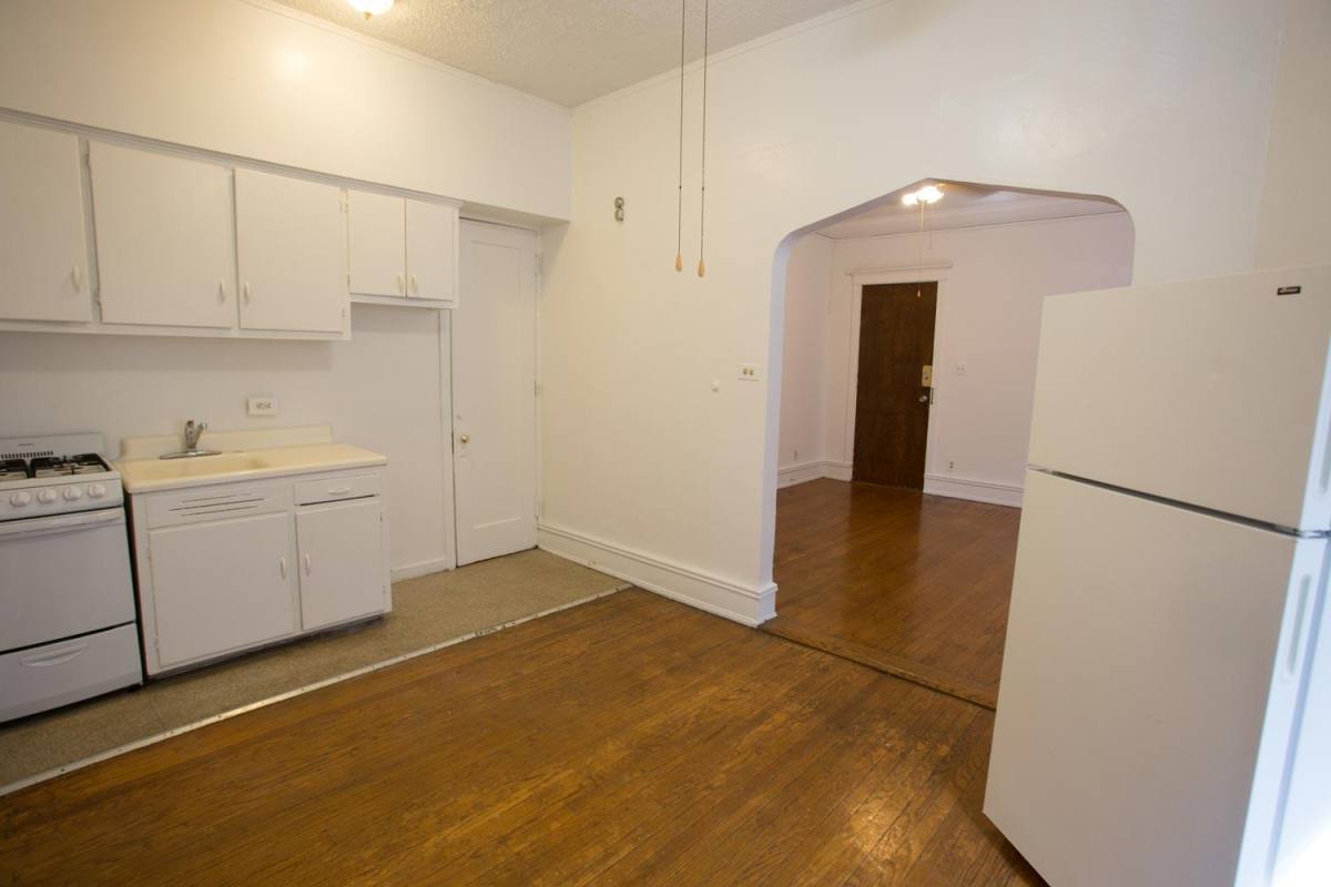 Apartment for rent at 5474 S Hyde Park Blvd, Chicago, IL 60615