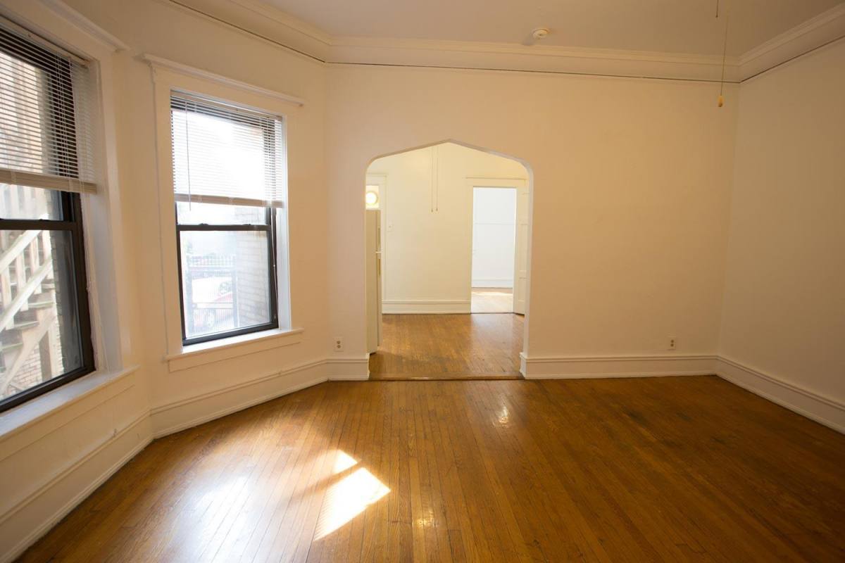 Apartment for rent at 5474 S Hyde Park Blvd, Chicago, IL 60615
