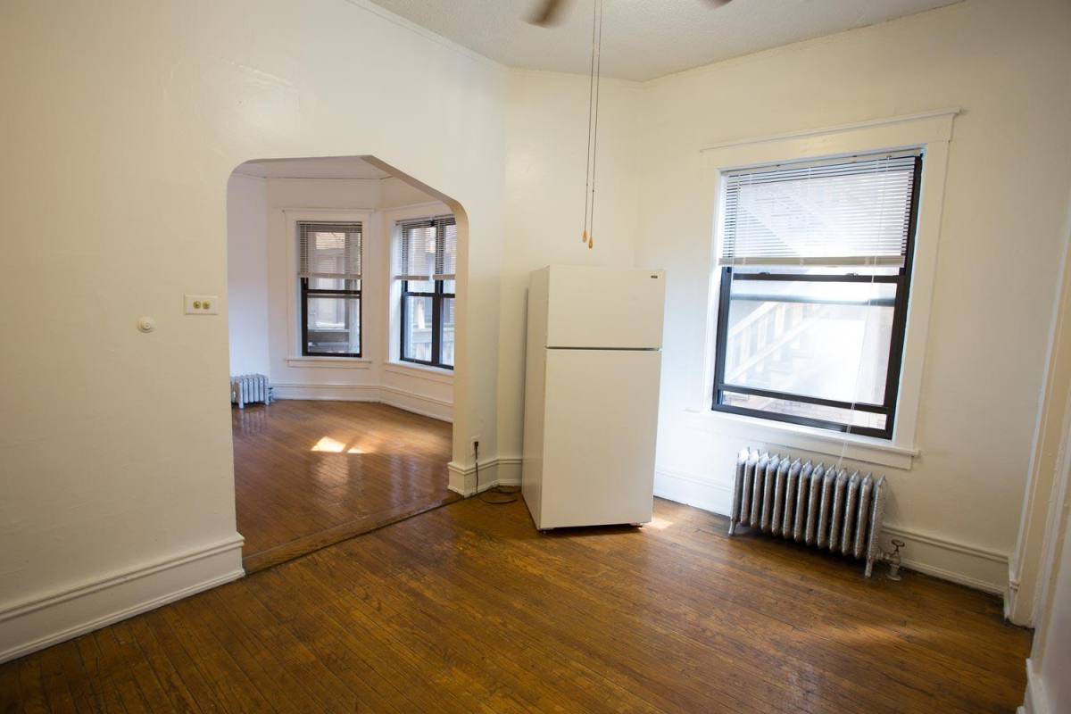 Apartment for rent at 5474 S Hyde Park Blvd, Chicago, IL 60615