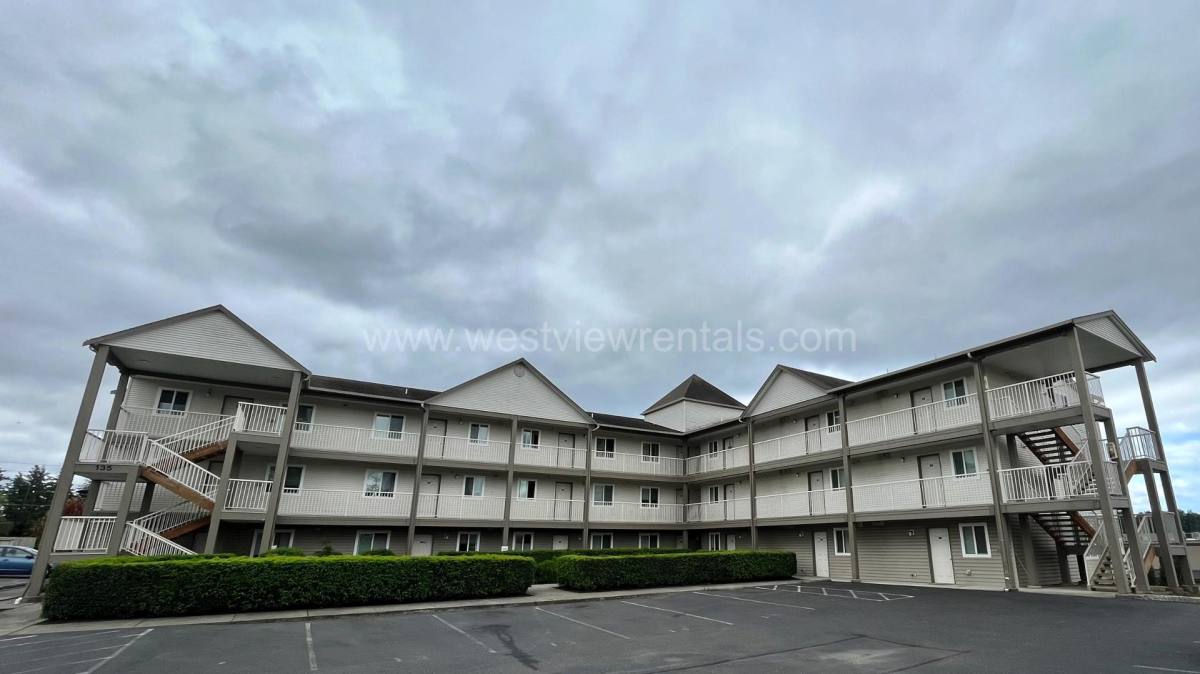 Apartment for rent at 135-139 Prince Ave, Bellingham, WA 98226