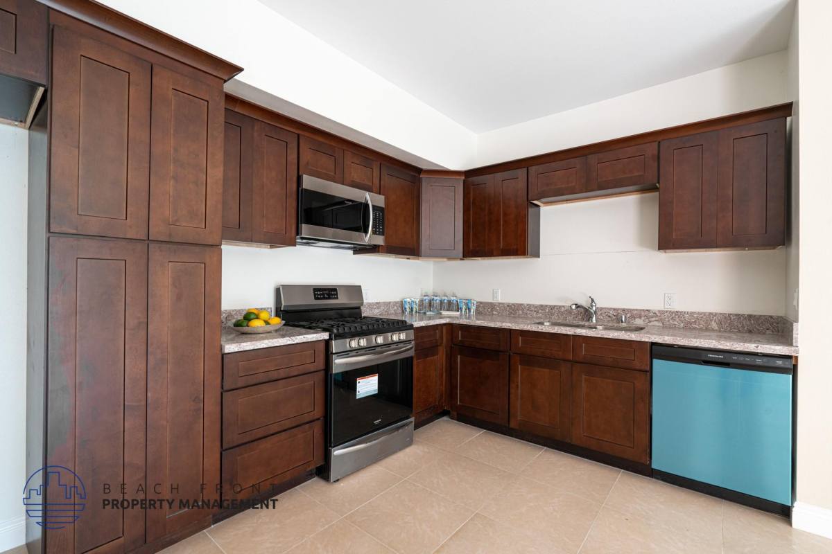 Apartment for rent at 1522 Lomita Blvd, Harbor City, CA 90710