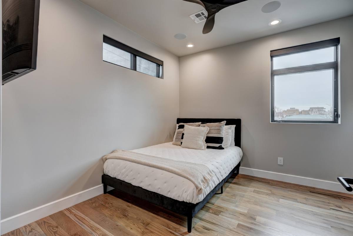 House for rent at 819 NW 6th St, Oklahoma City, OK 73106