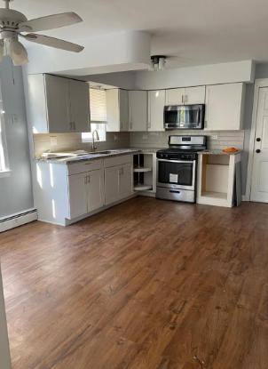 Apartment for rent at 3520 W 59th St #1, Chicago, IL 60629