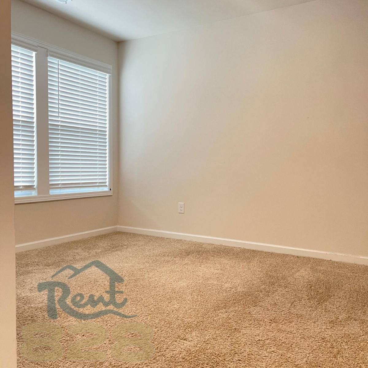 Townhouse for rent at 146 Creekview Rd #1, Hendersonville, NC 28791
