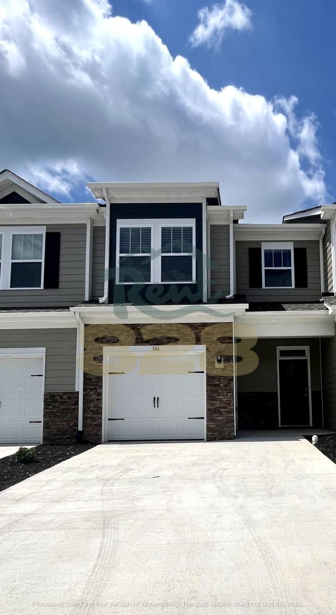 Townhouse for rent at 146 Creekview Rd #1, Hendersonville, NC 28791