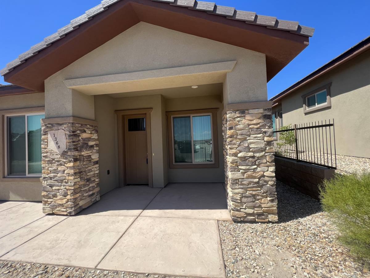 Townhouse for rent at 1368 Harker Court, Bullhead City, AZ 86429