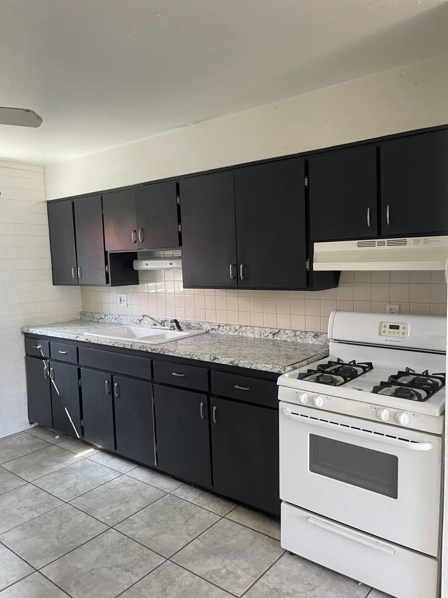 House for rent at 9816 N 15th St, Phoenix, AZ 85020