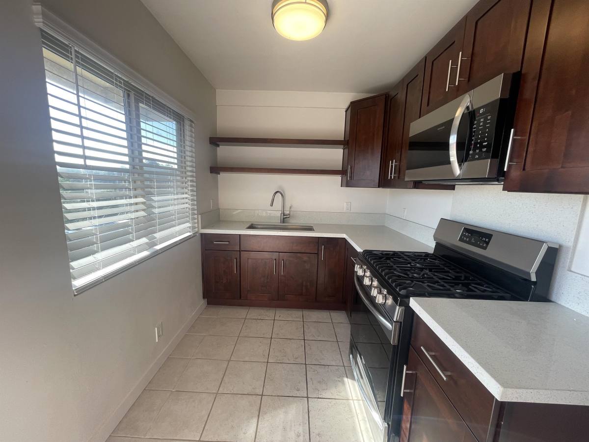 Apartment for rent at 3155 Kemper St #8, San Diego, CA 92110