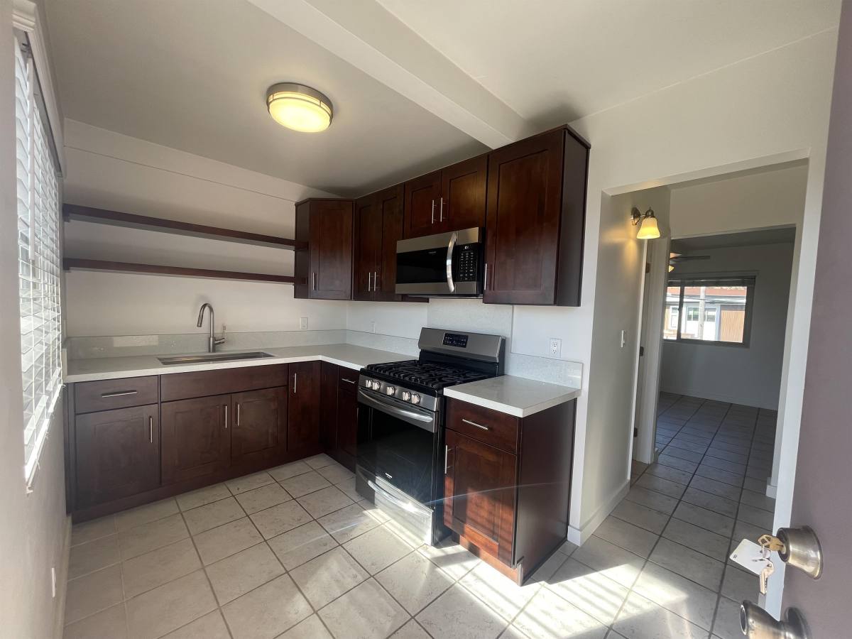 Apartment for rent at 3155 Kemper St #8, San Diego, CA 92110
