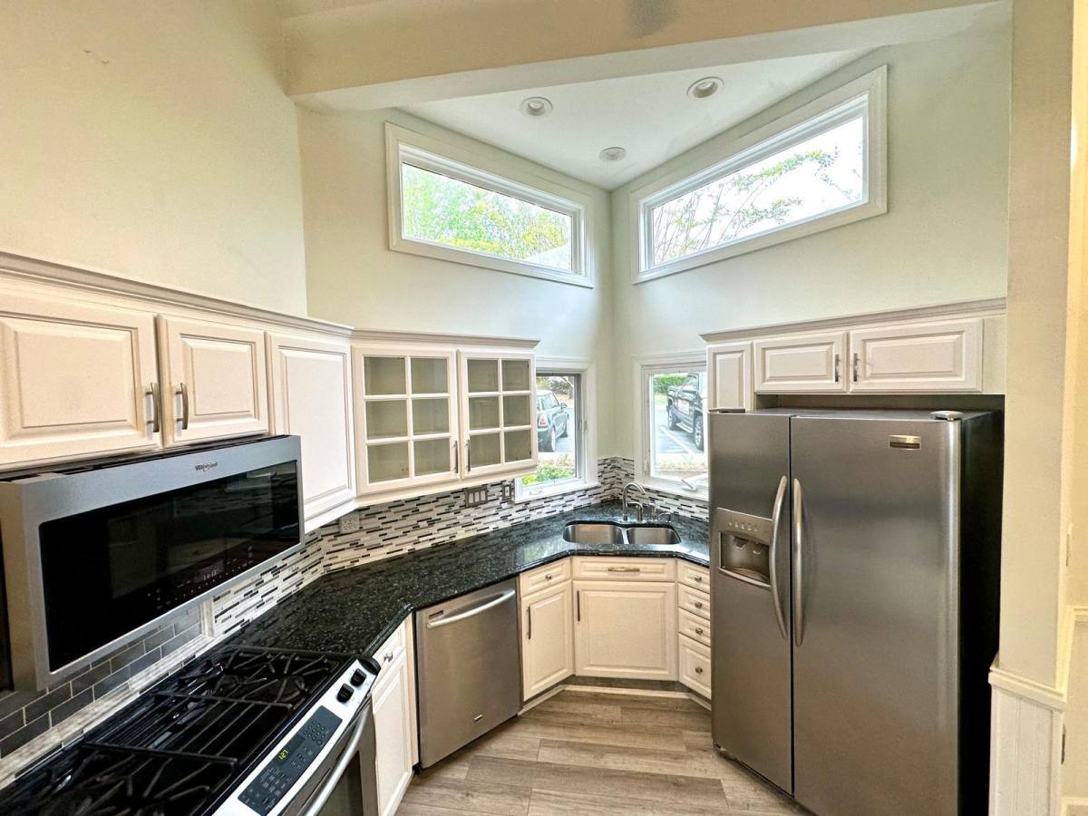 Townhouse for rent at Yachtsman Point, 14051 Queens Harbor Rd #1, Charlotte, NC 28278