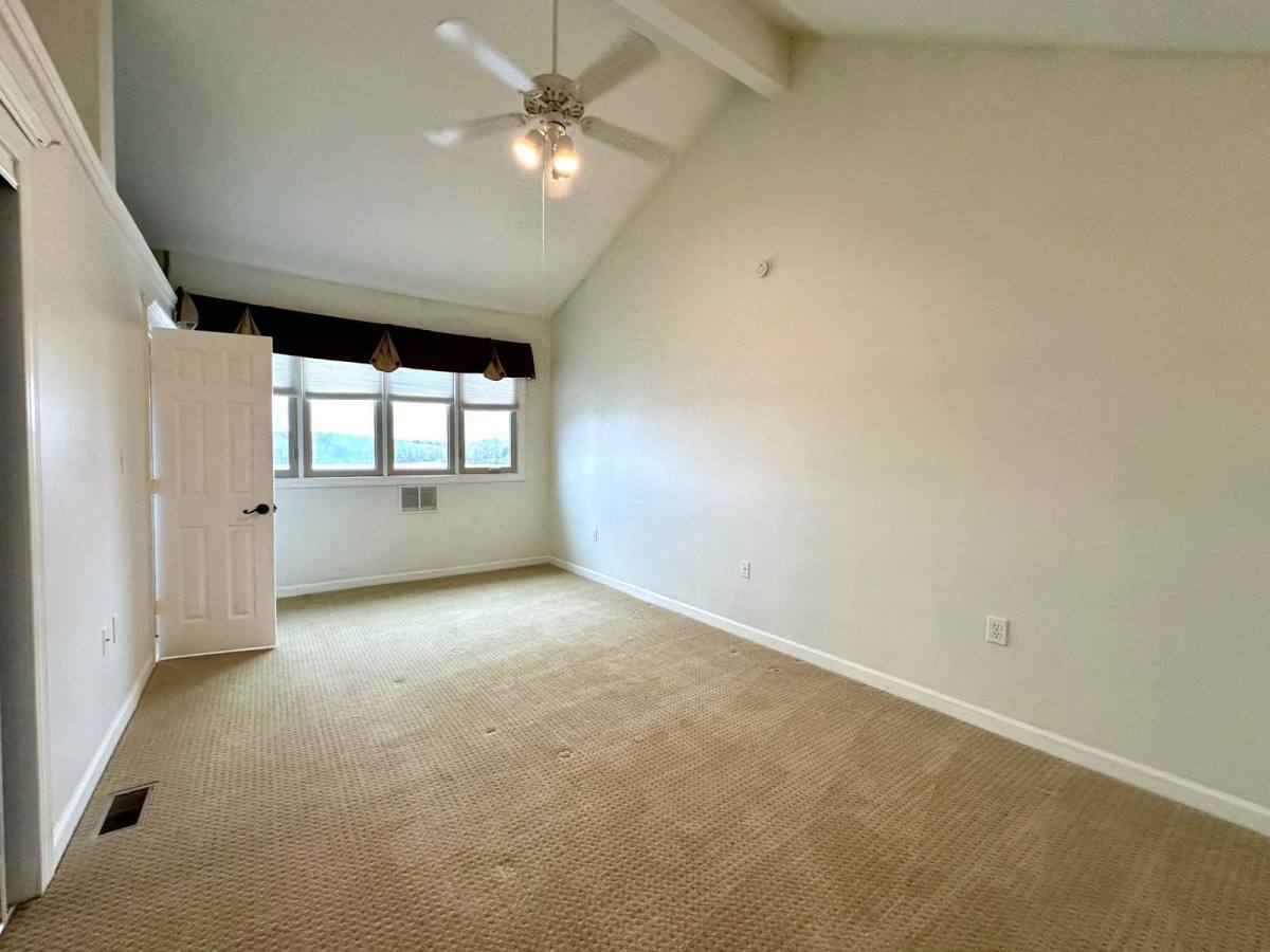 Townhouse for rent at Yachtsman Point, 14051 Queens Harbor Rd #1, Charlotte, NC 28278