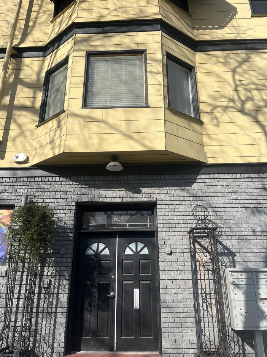 Apartment for rent at 1604 21st St, Sacramento, CA 95811