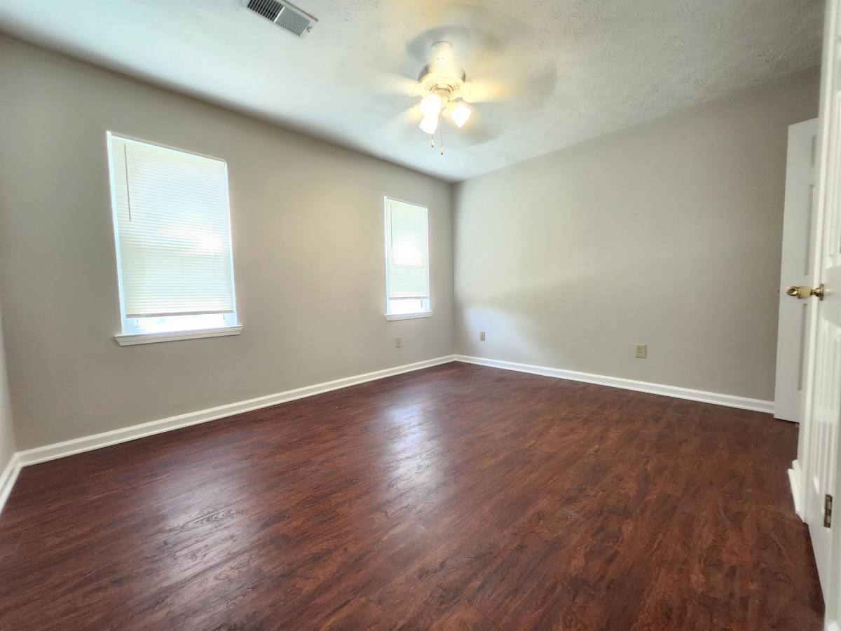 Apartment for rent at 355 10th St NW, Atlanta, GA 30318