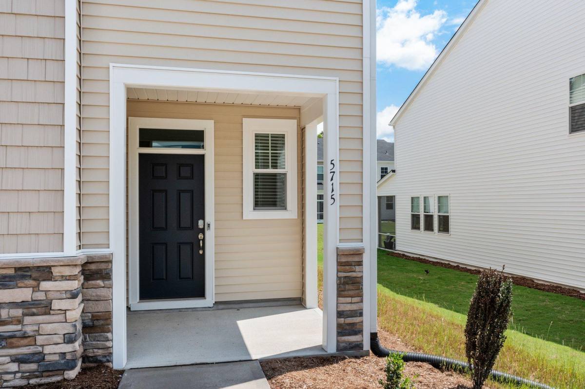 Townhouse for rent at 5715 Woodlawn Dr #1, Durham, NC 27703