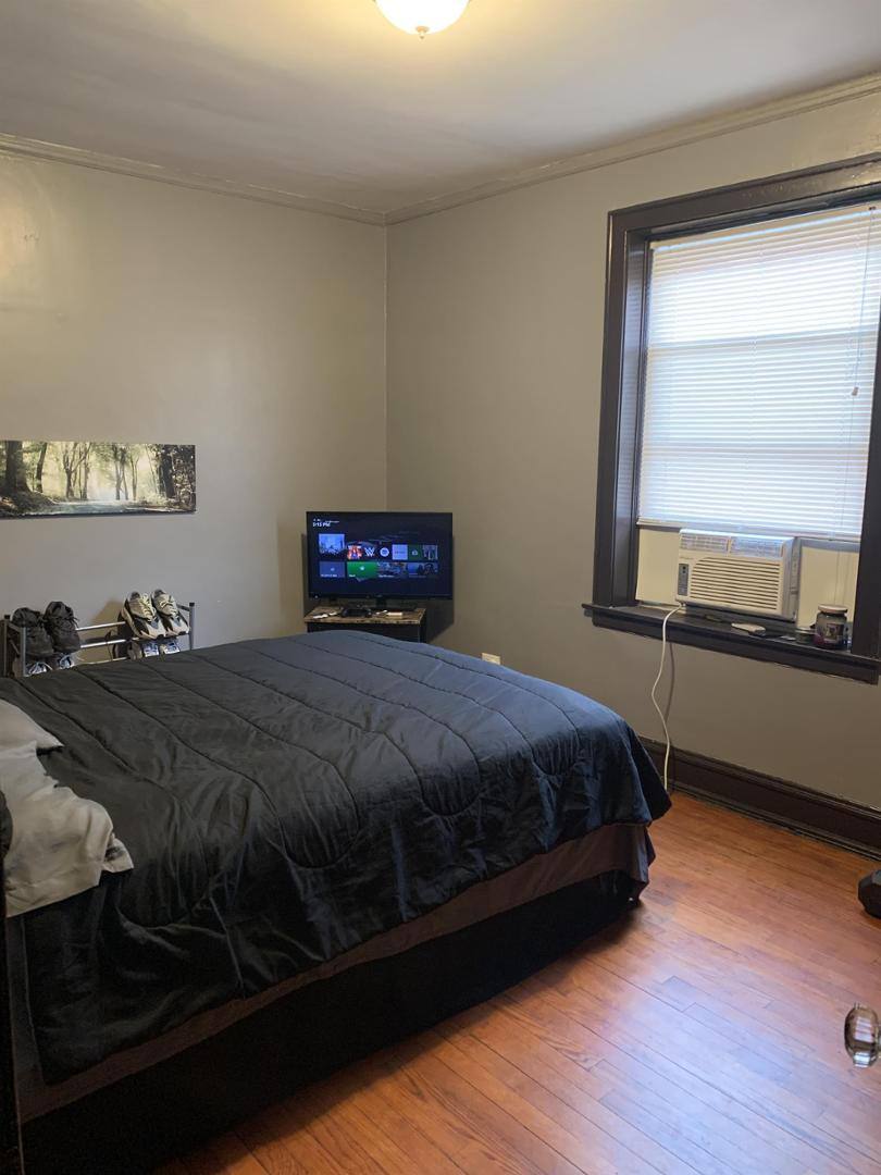 Apartment for rent at 3848 W Grand Ave #2F, Chicago, IL 60651