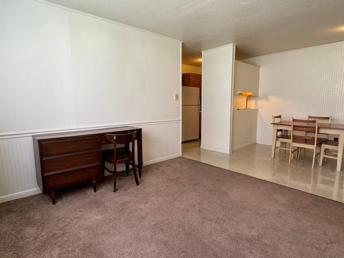 Apartment for rent at 1007 E Park St #18, Carbondale, IL 62901