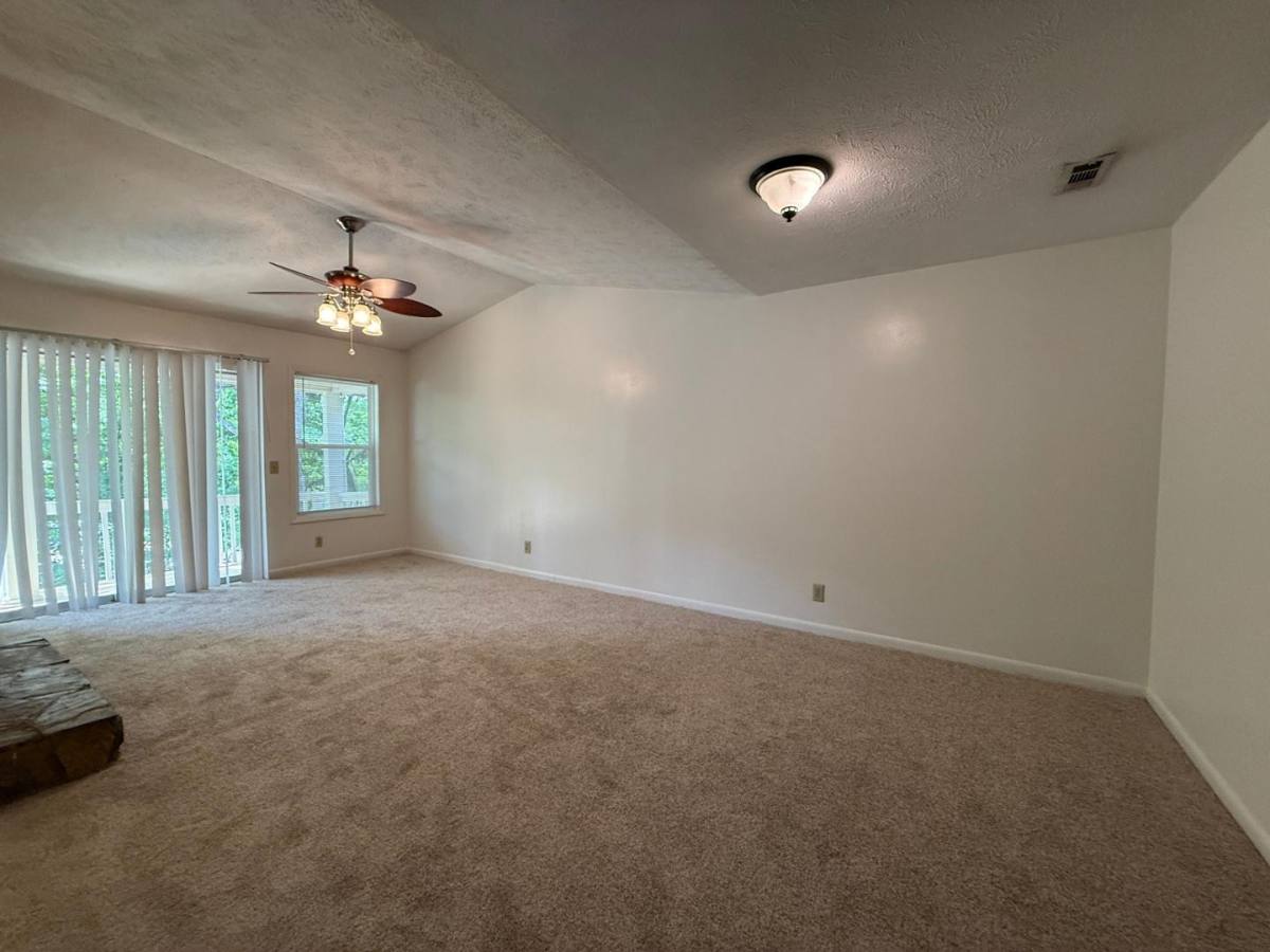 Apartment for rent at Stewart's Creek, 6792 Willowbrook Dr #16, Fayetteville, NC 28314