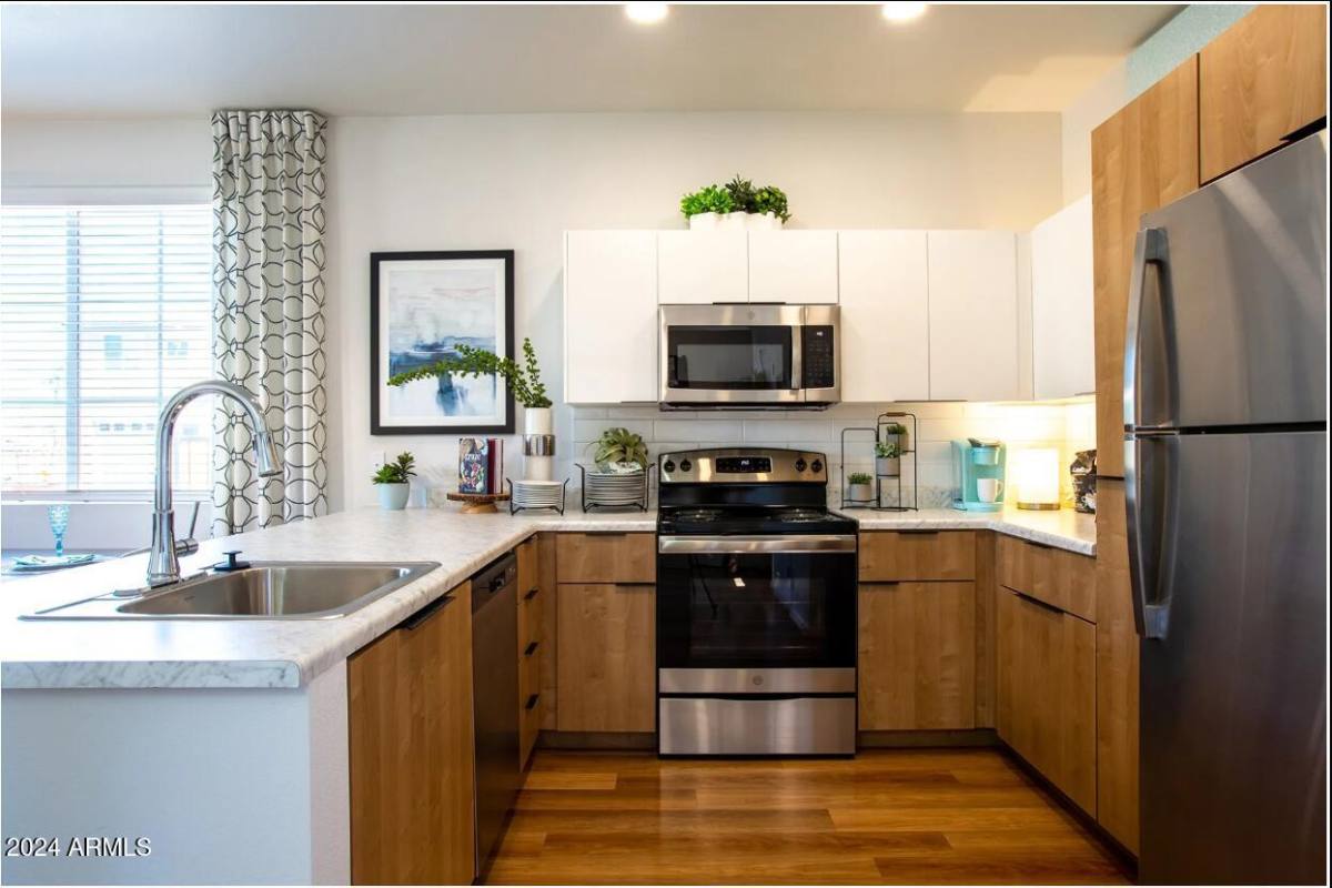 Townhouse for rent at 677 E Commonwealth Place #3, Chandler, AZ 85225